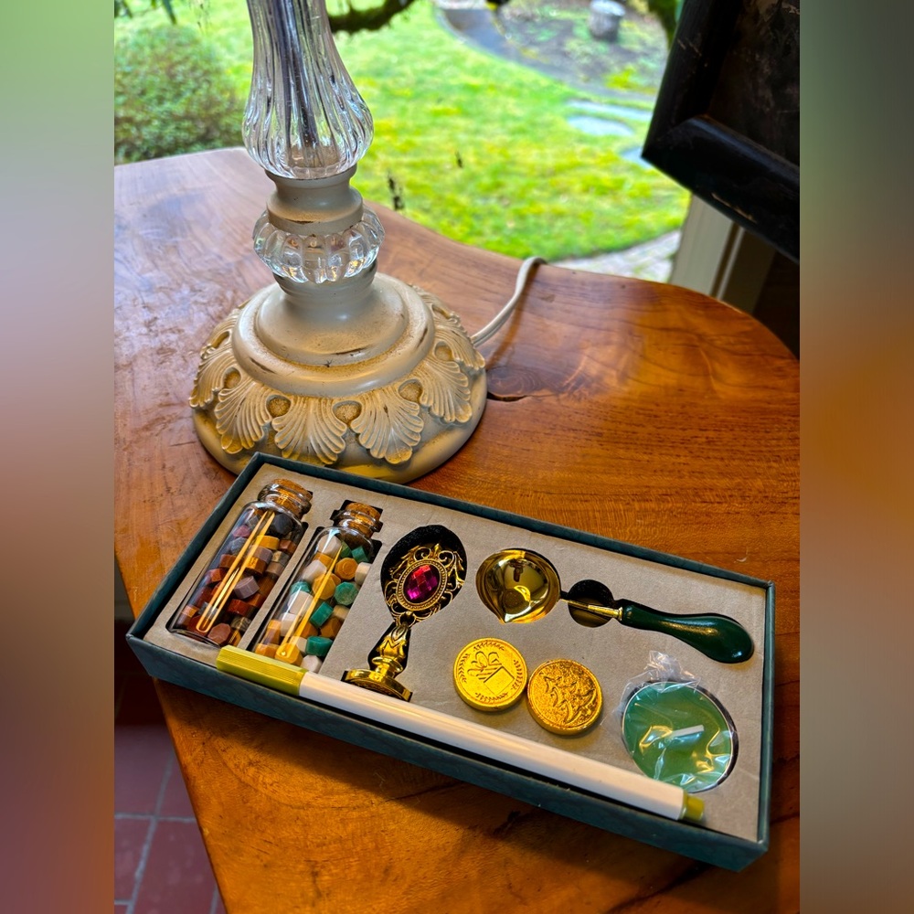 8 pc Vintage Wax Stamp Kit